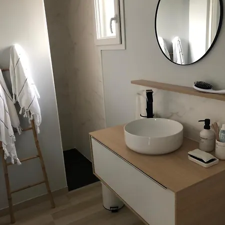 Vendégház 2 Personnes Avec Piscine A 10min Du Circuit 3*